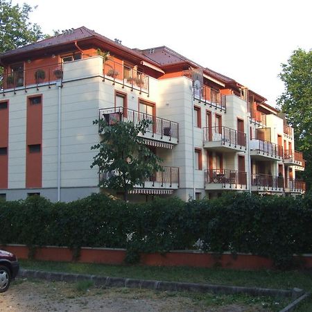 Villa Palazzo Apartments Siofok Dış mekan fotoğraf