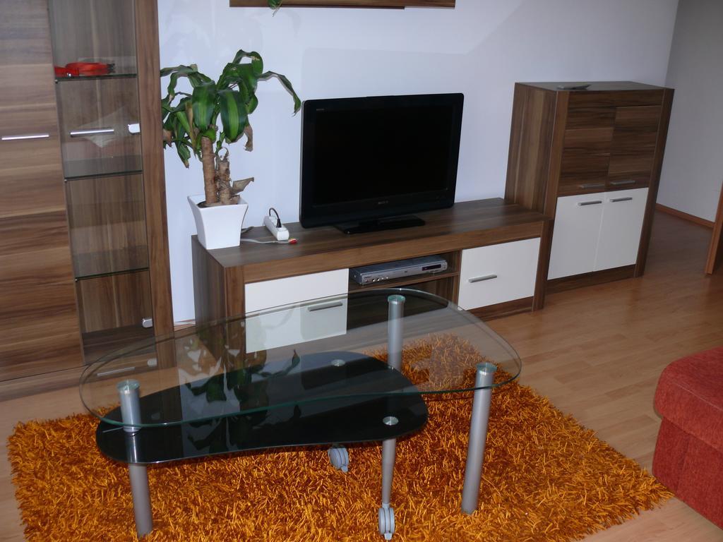 Villa Palazzo Apartments Siofok Oda fotoğraf
